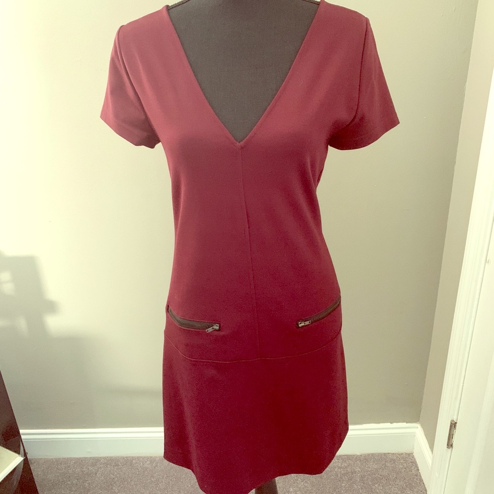 Maroon & Black Accent Sanctuary Shift Dress Small